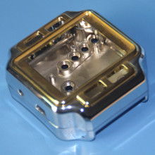  平陽縣昌禾金屬制品廠 主營(yíng) 箱包五金配件,禮品盒